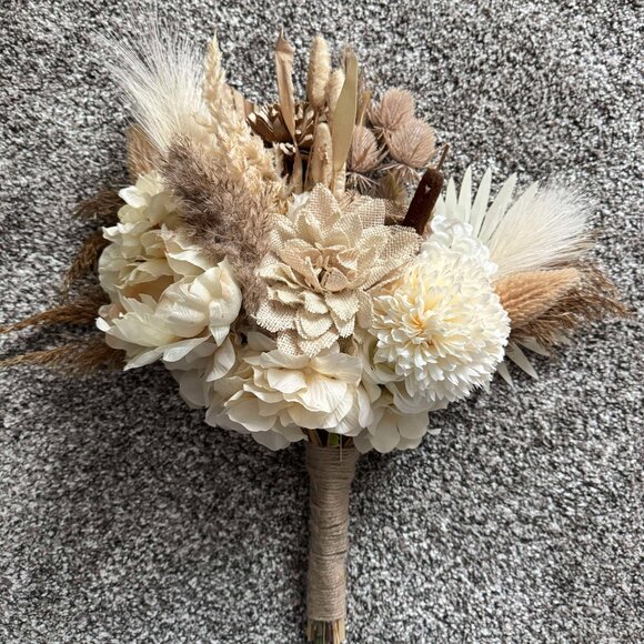Handmade boho bridal bouquet - Picture 1 of 2